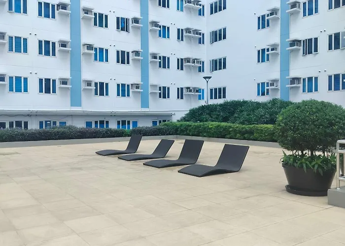 16th Floor Tower A Pool View Unit With Unlimited Internet Access And Modern Amenities