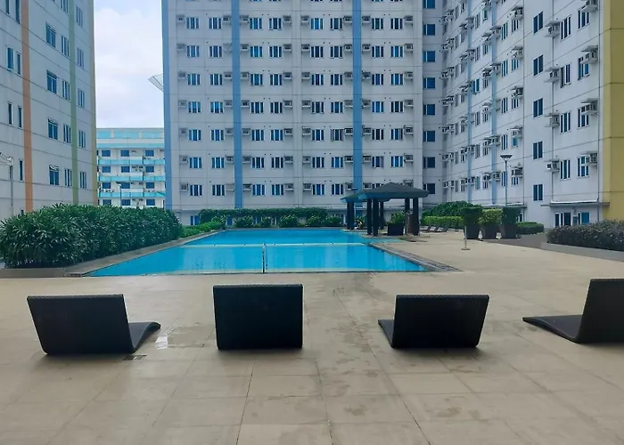 Apartment 16th Floor Tower A Pool View Unit With Unlimited Internet Access And Modern Amenities