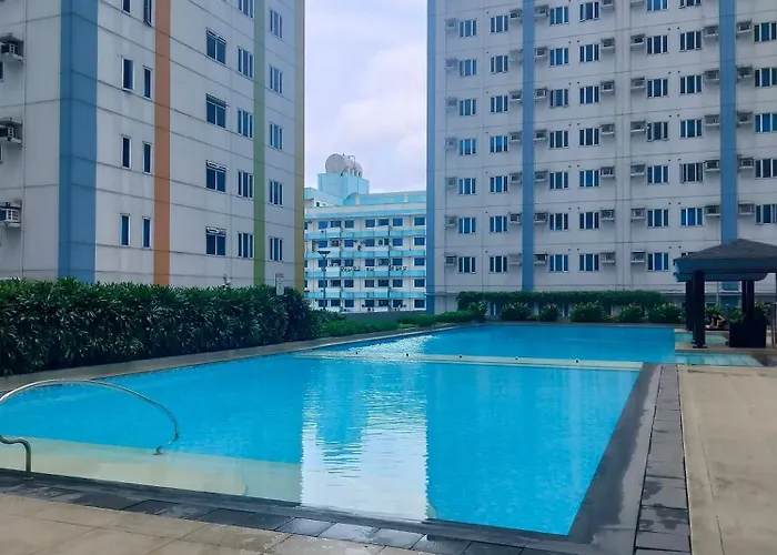 16th Floor Tower A Pool View Unit With Unlimited Internet Access And Modern Amenities